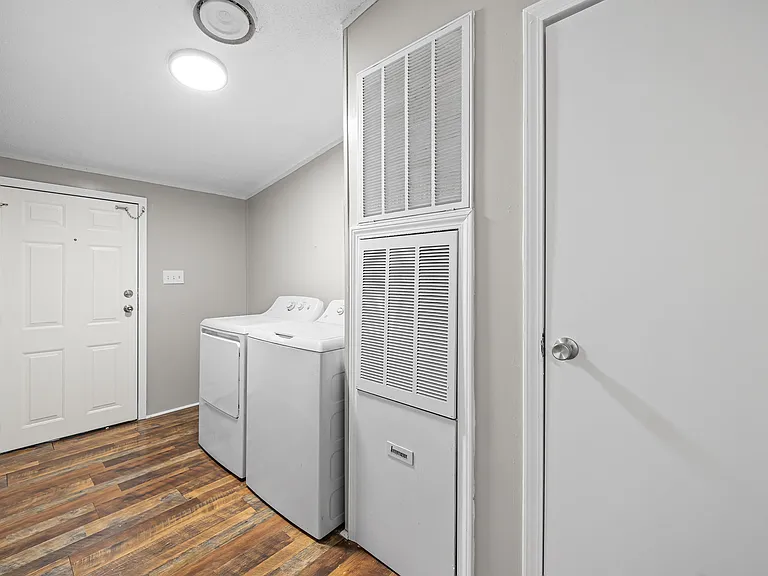 295 Tanglewood Dr — Photo 8