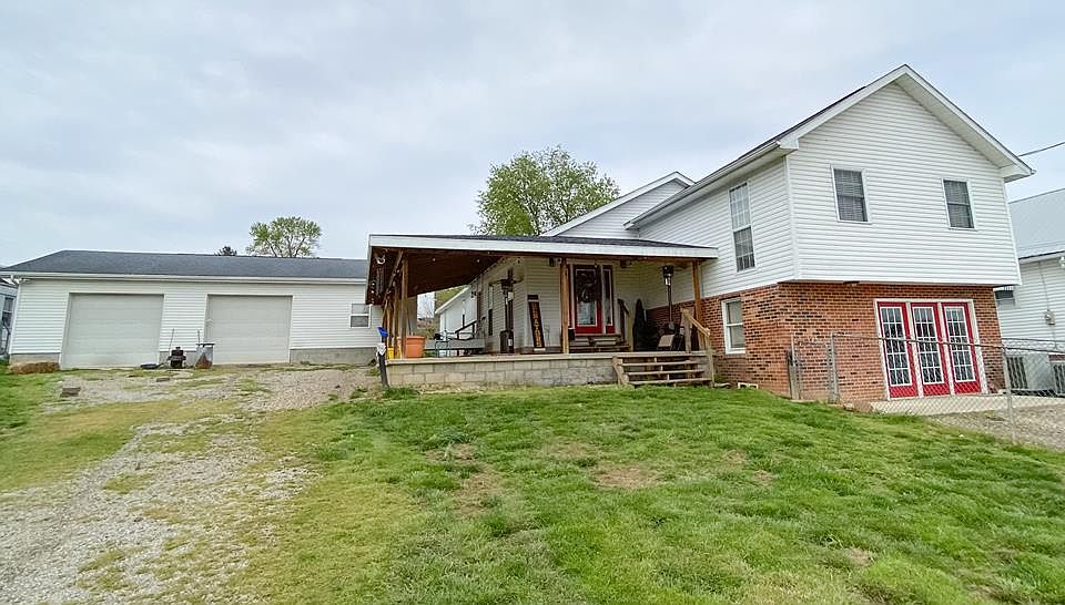 1st image of 2233 Rose Ave