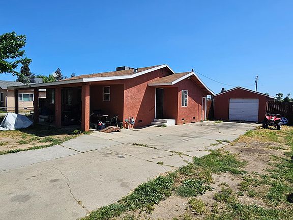 4th image of 1158 Maple St