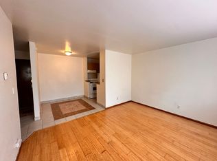 1620 Marshall, Milwaukee, WI 53202