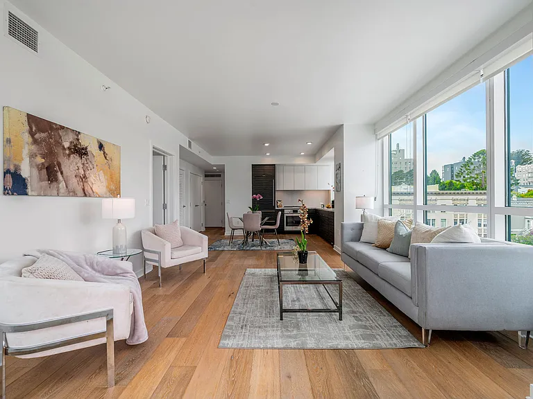 1688 Pine St #1002 — Photo 11