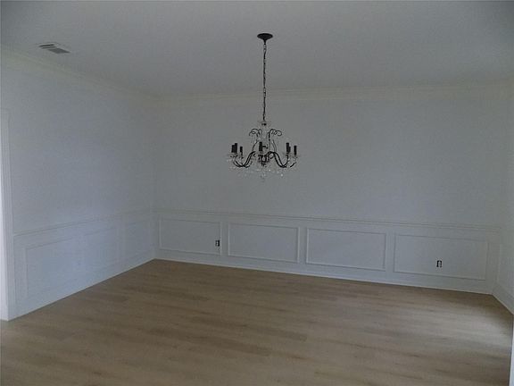 4th image of 2206 Spanish Forest Ln