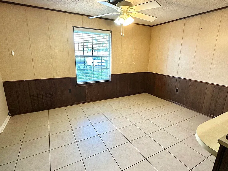 3572 Madeira Dr — Photo 15