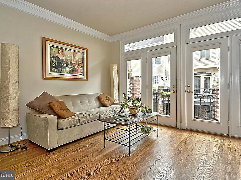 720 Battery Pl — Photo 9