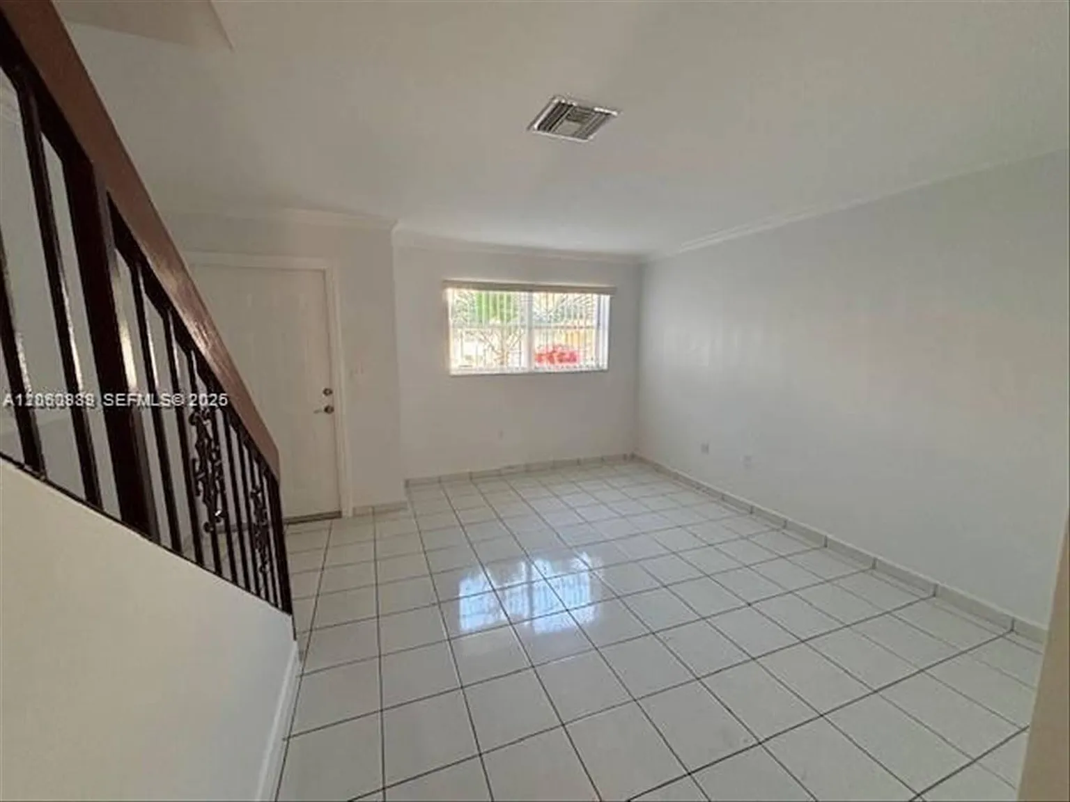 2 bed, 2.5 bath, 1100 sqft, $2,600 — Photo 3
