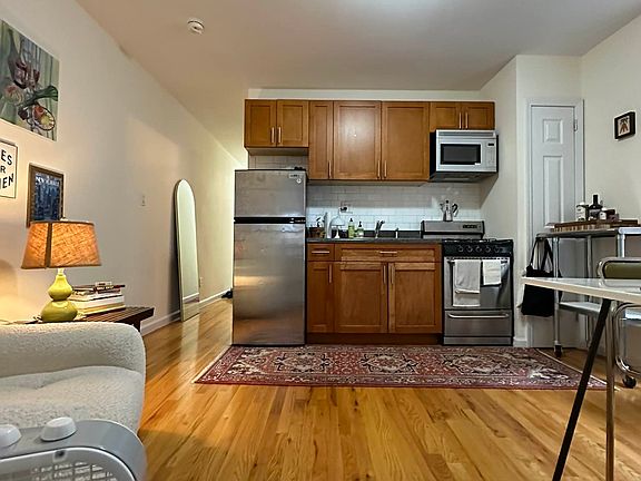 2nd image of 236 E 80th St APT 22
