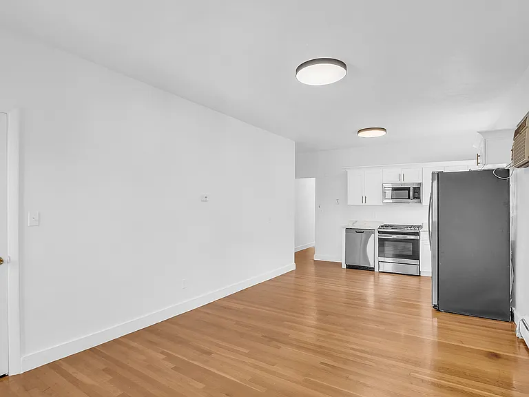 44 Dana St #6 — Photo 10
