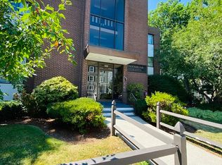 974-976 Main St #3, Melrose, MA 02176