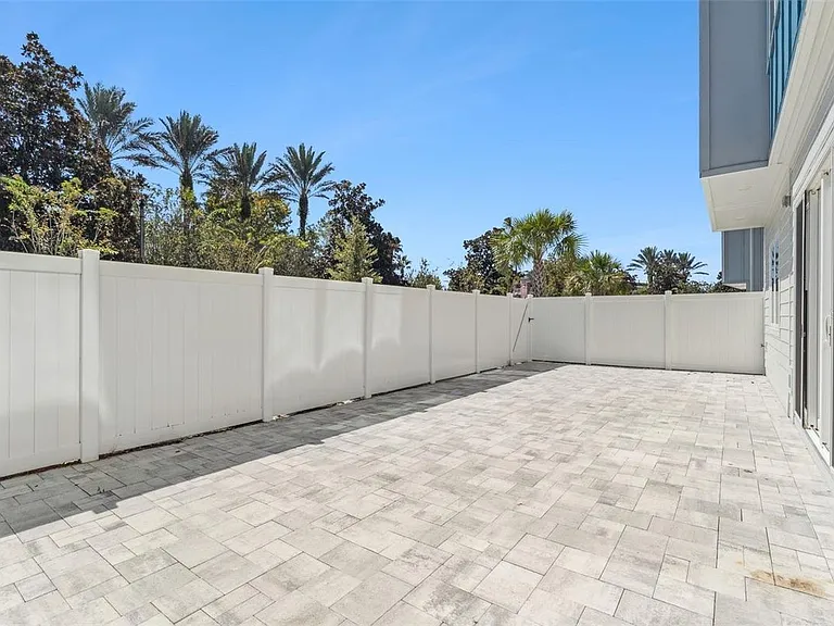 7760 Sandy Ridge Dr #112 — Photo 17