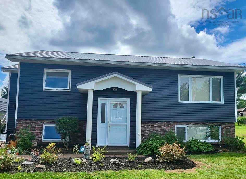 1st image of 3 Fletcher Dr