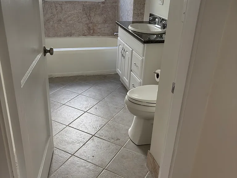 255 Brown St #1 — Photo 11