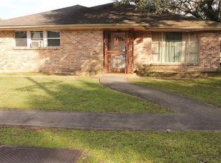 6101 Perlita St, New Orleans, LA 70122
