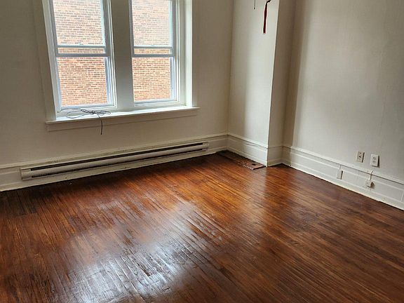 4th image of 5029 Penn St APT E