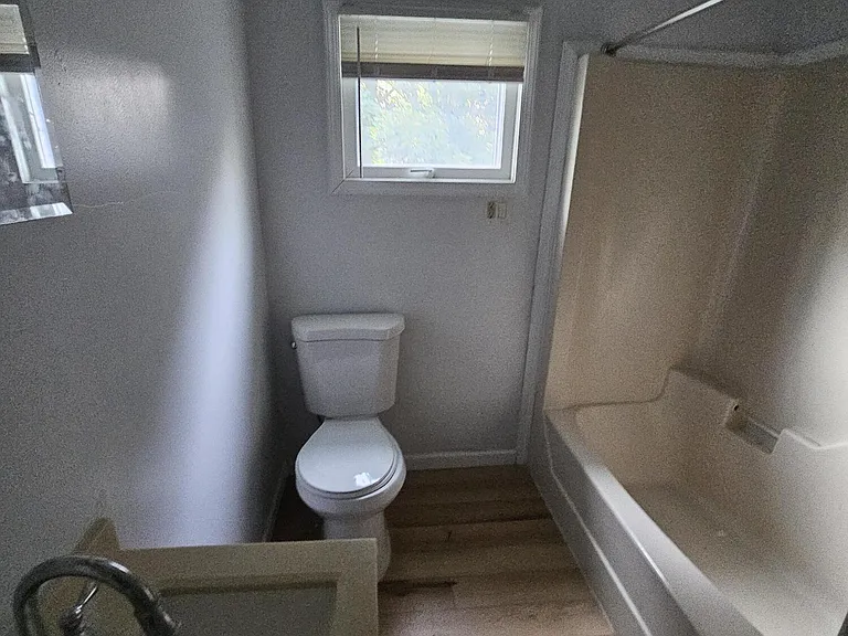 2231 Boulevard Ave — Photo 6