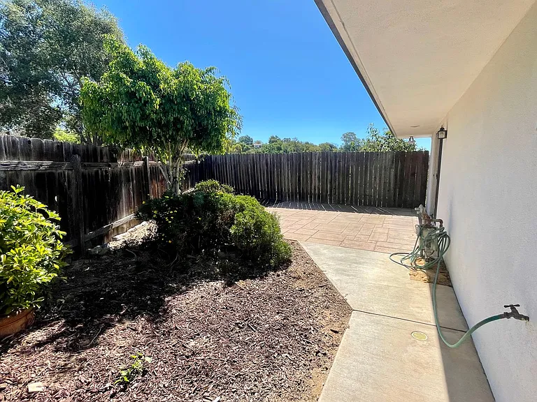 4491 La Paloma Ave — Photo 18