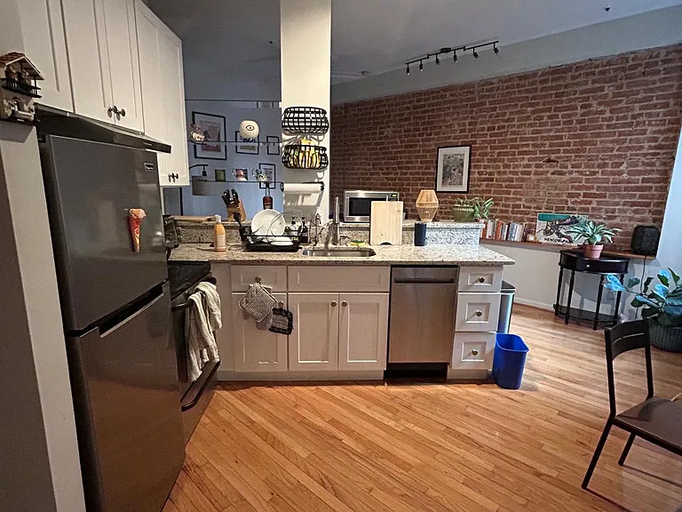 1415 Chapin St NW #401 — Photo 7