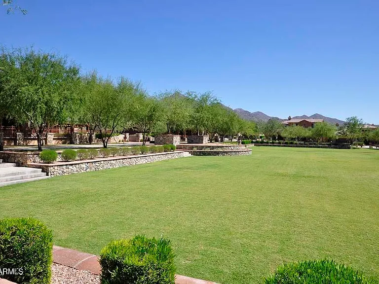 10121 E Ridgerunner Dr — Photo 54