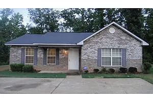 2006 Longview Ct Photo 1