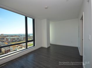 13 Border St #1D, Boston, MA 02128