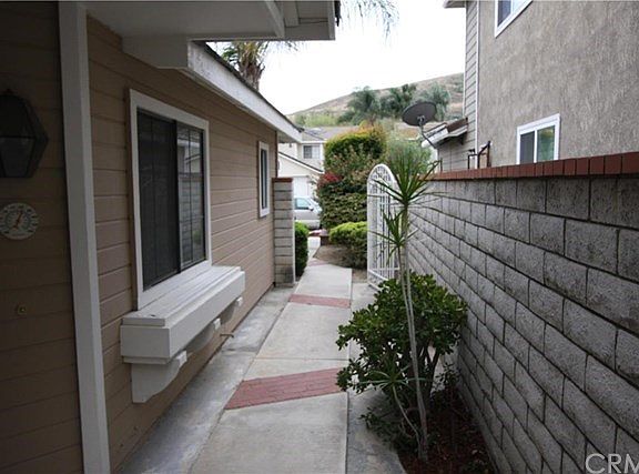 WALKWAY FROM STREET TO FRONT DOOR