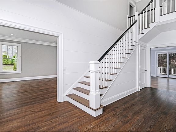 5 Patricia Court