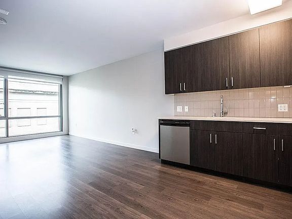 2nd image of 103 Polk St #709