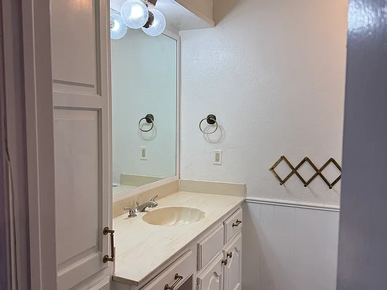 617 John F Kroutil Dr — Photo 19