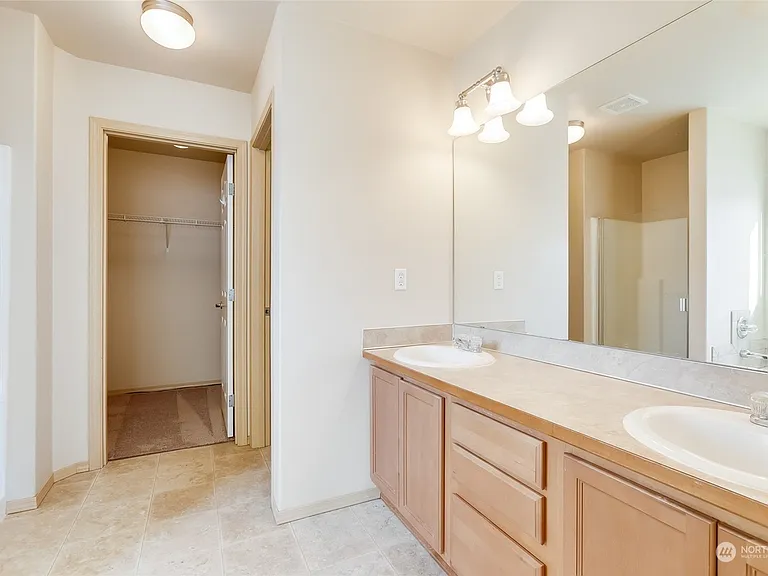 18240 97th Avenue Ct E — Photo 11