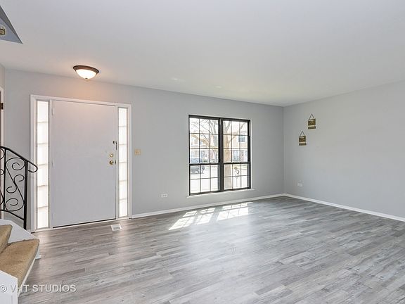2nd image of 4118 Brentwood Ln