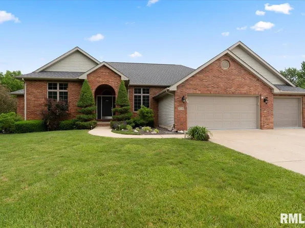 8710 Gordon Dr, Chatham, IL 62629