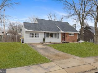 103 Country Club Dr, Glen Burnie, MD 21060
