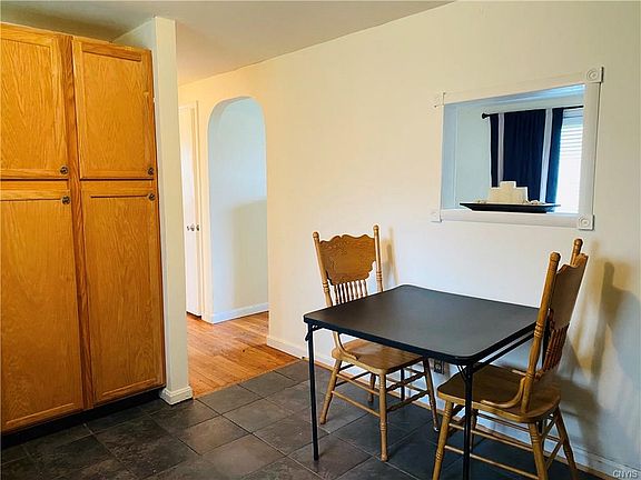 5th image of 116 Robinhood Ln