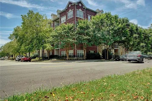 1400 Granby St Photo 1