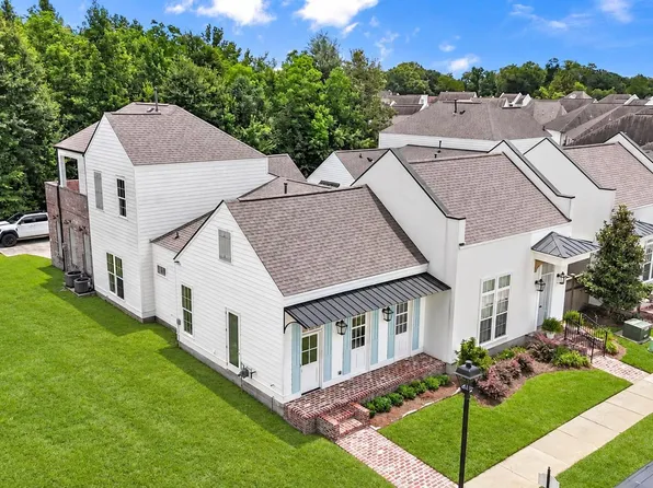 13201 Magnolia Square Dr, Baton Rouge, LA 70818