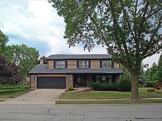 5th image of 3134 N Windsor Dr