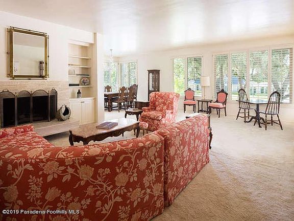 5th image of 630 S Orange Grove Blvd APT 4