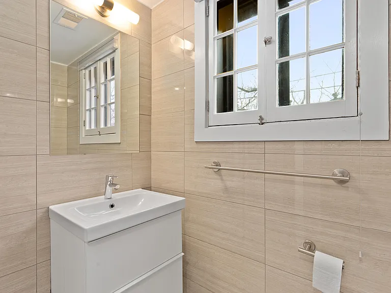 1400 Van Dyke St #307 — Photo 22