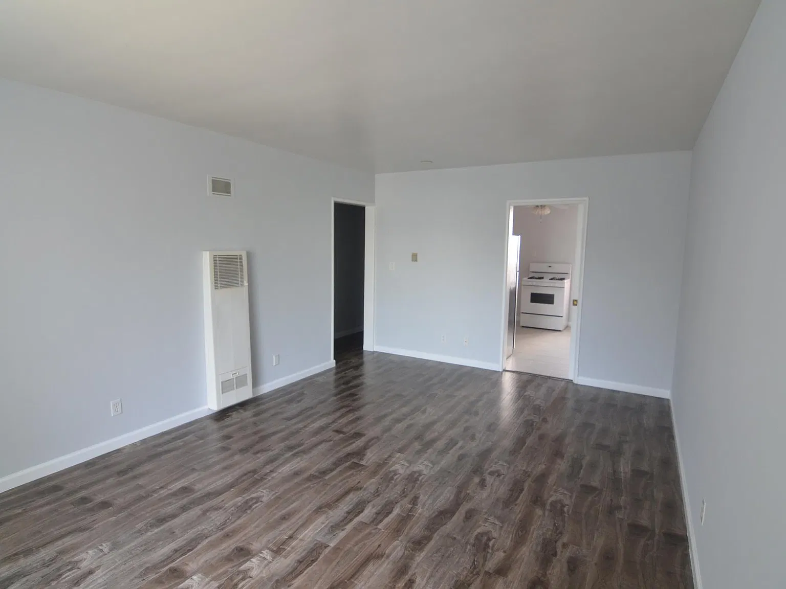 Studio, 600 sqft, $1,675 — Photo 4