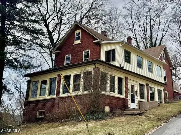 401-405 S 8th St, Altoona, PA 16602