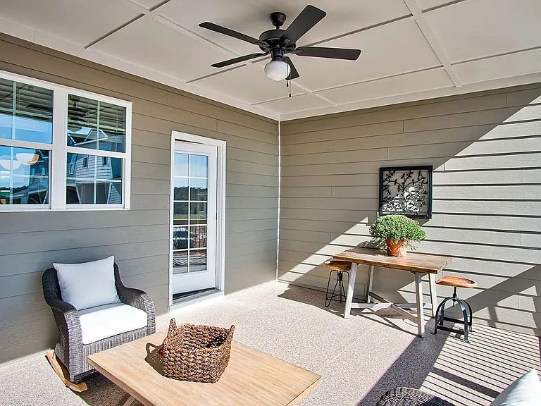 1010 Gateway Commons Cir — Photo 9