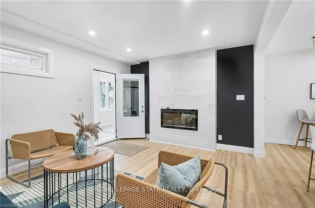 3 bed, $2,750 — Photo 4