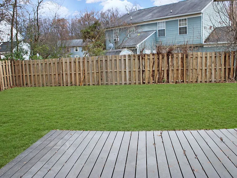 104 Jennifer Dr — Photo 30
