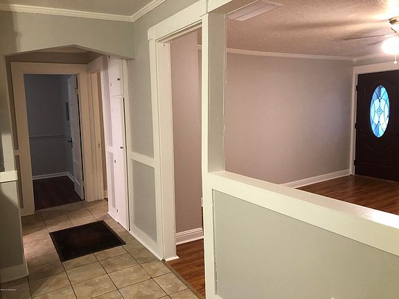 3rd image of 3754 Lentz Ave