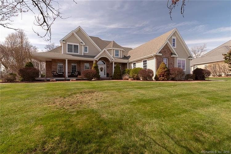 1st image of 51 Murphy Dr
