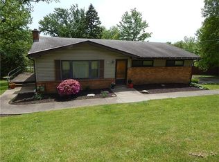 4150 Clendenning Rd, Gibsonia, PA 15044