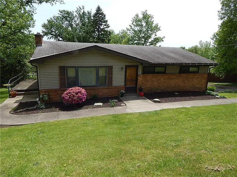 4150 Clendenning Rd photo 1