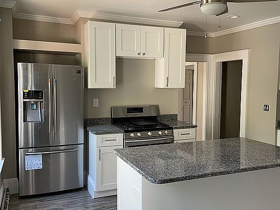 5th image of 93-95 Blaisdell St Unit 2
