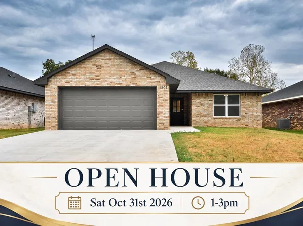 1202 N 2nd St, Marlow, OK 73055