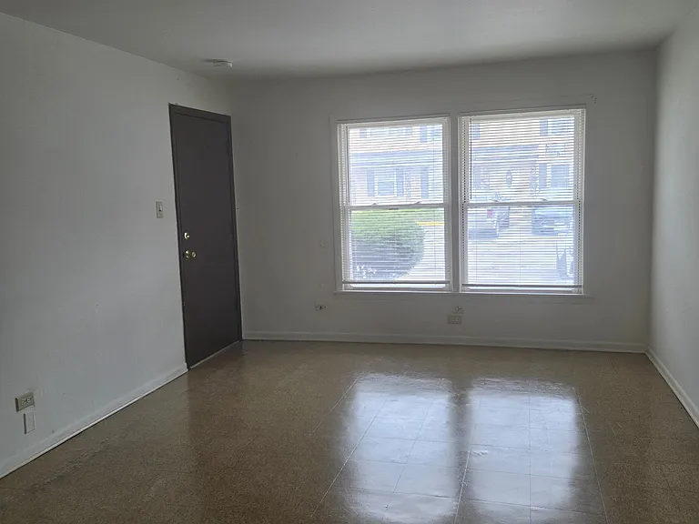 14516 Cottage Grove Ave #1 — Photo 2