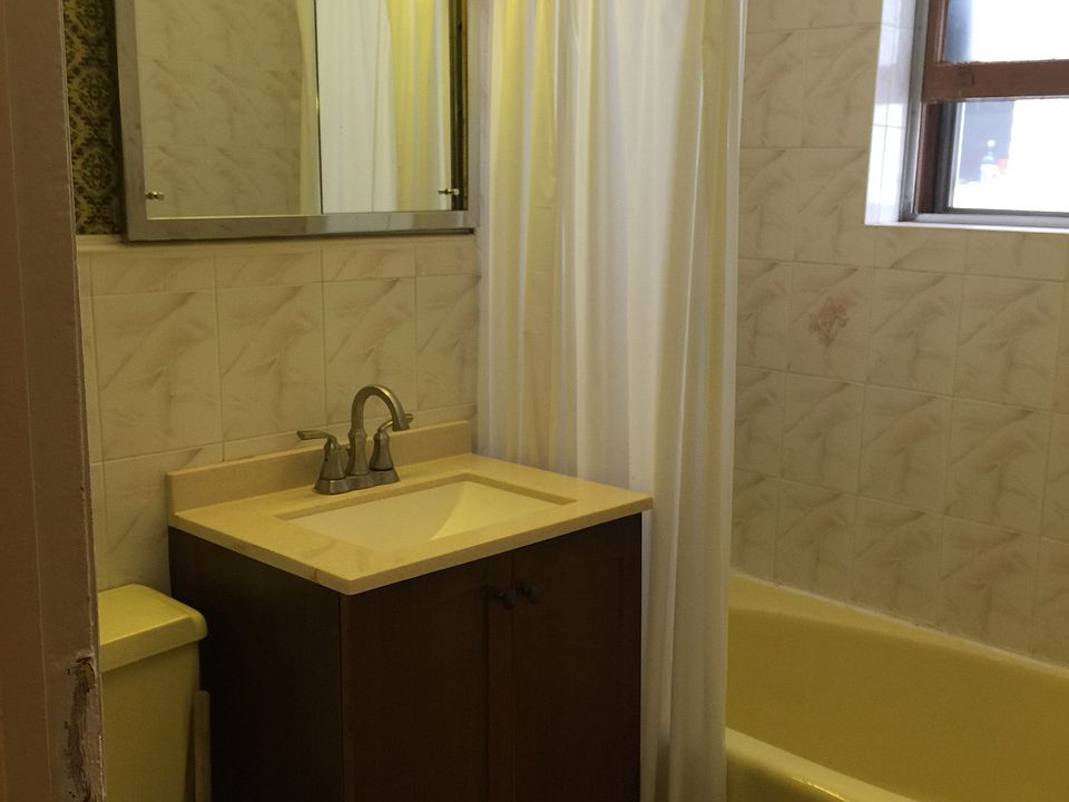 1st image of 2351 26th St